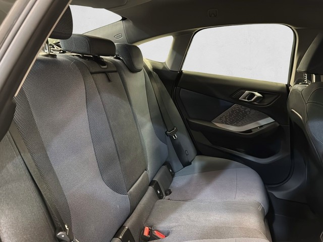 BMW Serie 2 218d Gran Coupe color Gris. Año 2025. 110KW(150CV). Diésel. En concesionario Enekuri Motor de Vizcaya