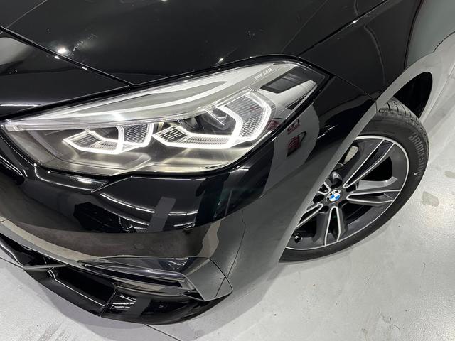 BMW Serie 2 218i Gran Coupe color Negro. Año 2024. 103KW(140CV). Gasolina. En concesionario Unicars Ponent de Lleida