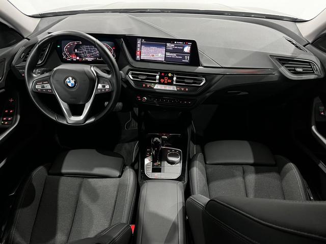 BMW Serie 2 218i Gran Coupe color Negro. Año 2024. 103KW(140CV). Gasolina. En concesionario Unicars Ponent de Lleida