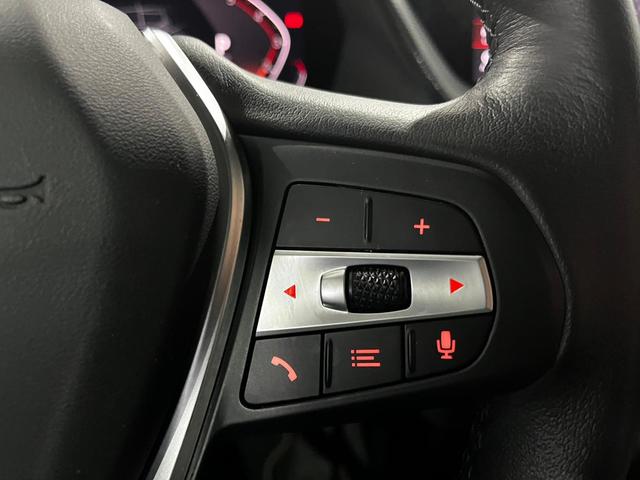 BMW Serie 2 218i Gran Coupe color Negro. Año 2024. 103KW(140CV). Gasolina. En concesionario Unicars Ponent de Lleida