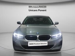 Fotos de BMW Serie 3 320e color Gris. Año 2024. 150KW(204CV). Híbrido Electro/Gasolina. En concesionario Unicars Ponent de Lleida