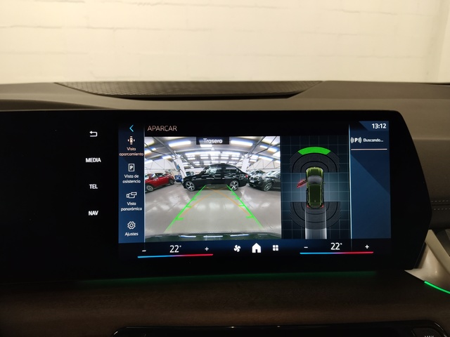 BMW Serie 2 218d Active Tourer color Verde. Año 2024. 110KW(150CV). Diésel. En concesionario Autoberón de La Rioja