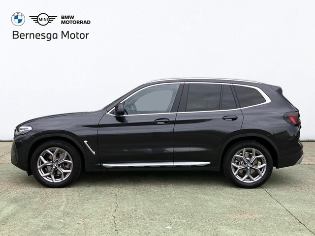 BMW X3 xDrive20d color Gris. Año 2022. 140KW(190CV). Diésel. En concesionario Bernesga Motor León (Bmw y Mini) de León