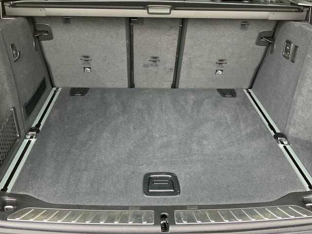 BMW X3 xDrive20d color Gris. Año 2022. 140KW(190CV). Diésel. En concesionario Bernesga Motor León (Bmw y Mini) de León