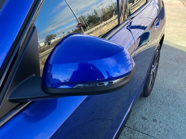 BMW X1 sDrive18d color Azul. Año 2025. 110KW(150CV). Diésel. En concesionario Bernesga Motor León (Bmw y Mini) de León