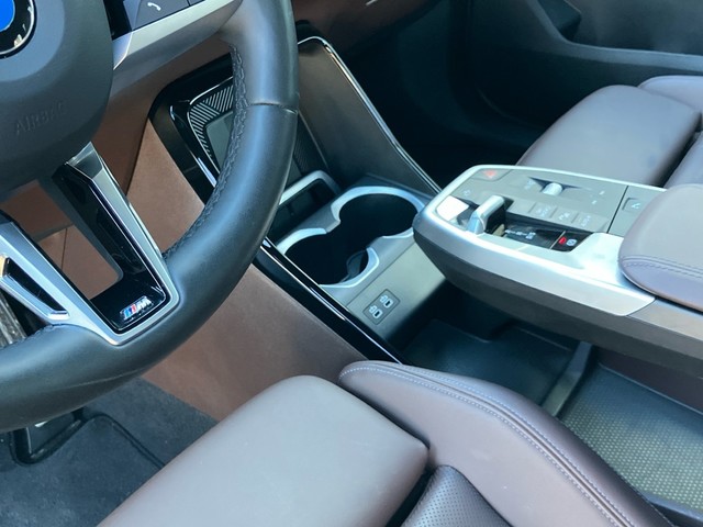 BMW X1 sDrive18d color Azul. Año 2025. 110KW(150CV). Diésel. En concesionario Bernesga Motor León (Bmw y Mini) de León