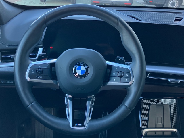 BMW X1 sDrive18d color Azul. Año 2025. 110KW(150CV). Diésel. En concesionario Bernesga Motor León (Bmw y Mini) de León