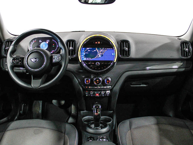 fotoG 6 del MINI MINI Countryman Cooper 100 kW (136 CV) 136cv Gasolina del 2022 en Barcelona