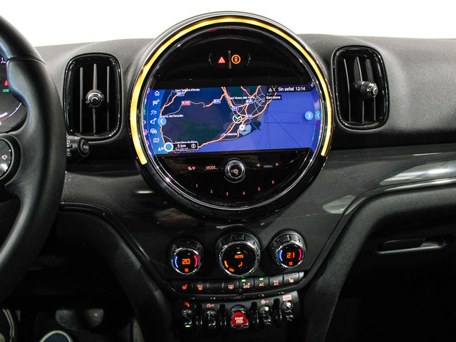 fotoG 13 del MINI MINI Countryman Cooper 100 kW (136 CV) 136cv Gasolina del 2022 en Barcelona