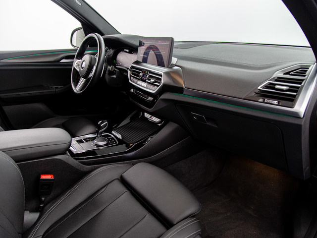 BMW X3 M40d color Azul. Año 2024. 250KW(340CV). Diésel. En concesionario Móvil Begar Alicante de Alicante