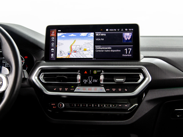 BMW X3 M40d color Azul. Año 2024. 250KW(340CV). Diésel. En concesionario Móvil Begar Alicante de Alicante