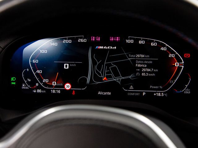 BMW X3 M40d color Azul. Año 2024. 250KW(340CV). Diésel. En concesionario Móvil Begar Alicante de Alicante