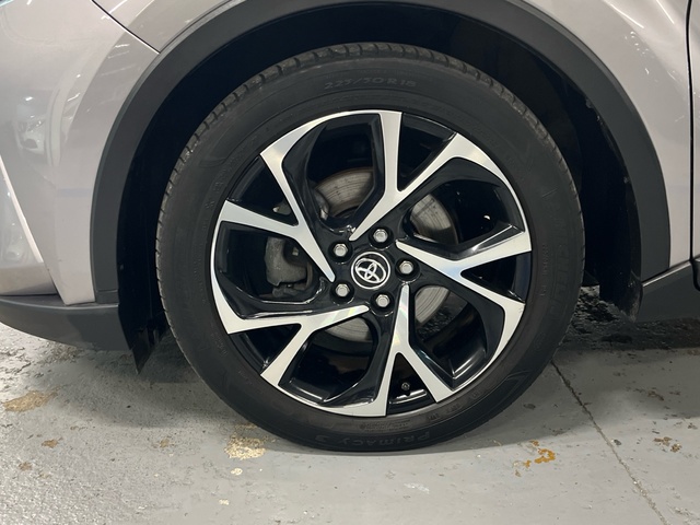 Toyota C-HR 1.8 125H Advance 90 kW (122 CV)