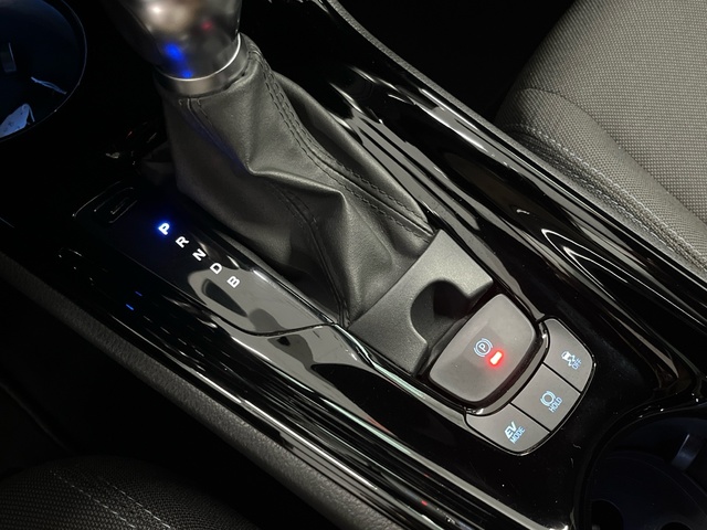 Toyota C-HR 1.8 125H Advance 90 kW (122 CV)