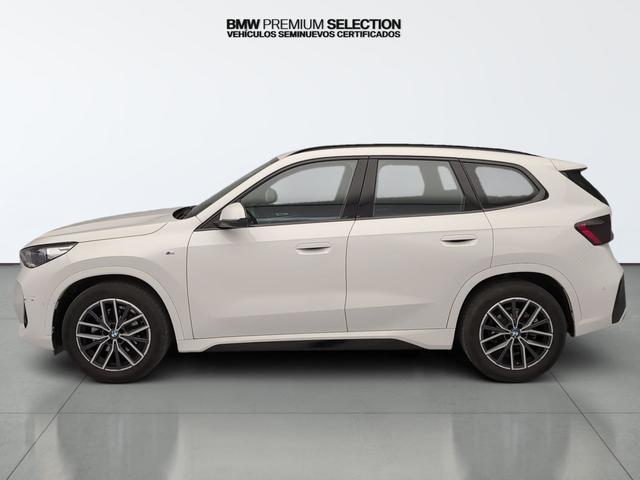 BMW X1 sDrive18d color Blanco. Año 2025. 110KW(150CV). Diésel. En concesionario Automotor Premium Velázquez - Málaga de Málaga