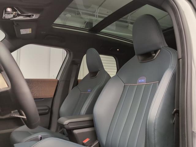 Foto 17 MINI  Countryman D 120 kW (163 CV)