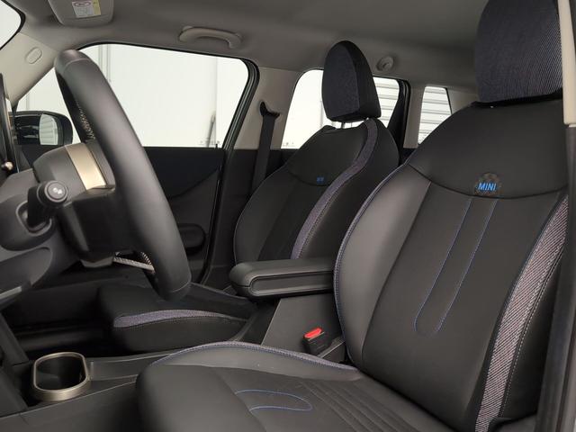 fotoG 13 del MINI MINI 5 Puertas Cooper C 115 kW (156 CV) 156cv Gasolina del 2025 en Málaga