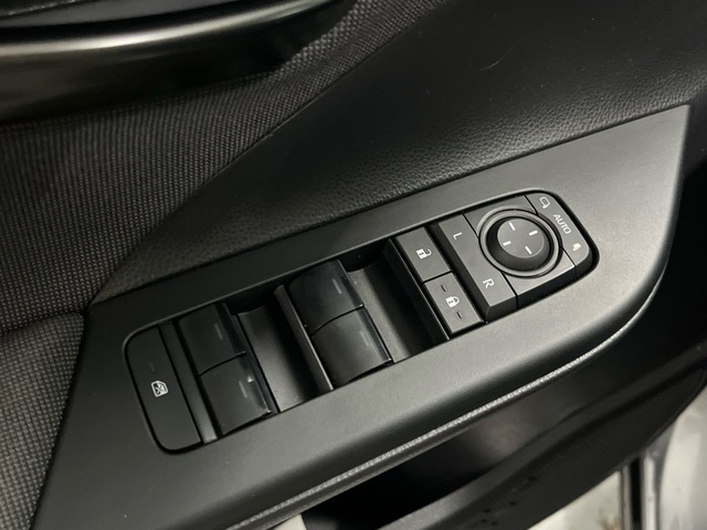 Toyota C-HR 140H Advance 103 kW (140 CV)