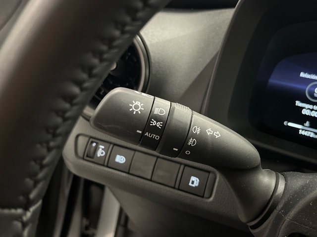 Toyota C-HR 140H Advance 103 kW (140 CV)