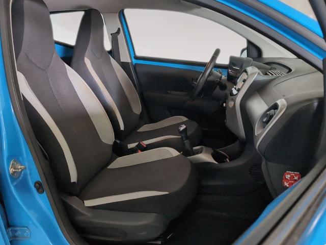 Toyota Aygo 1.0 70 x-play 51 kW (69 CV)