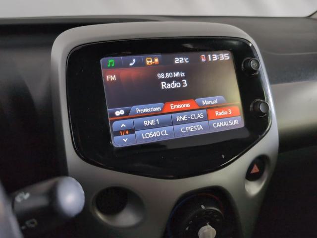 Toyota Aygo 1.0 70 x-play 51 kW (69 CV)