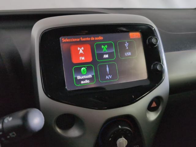 Toyota Aygo 1.0 70 x-play 51 kW (69 CV)