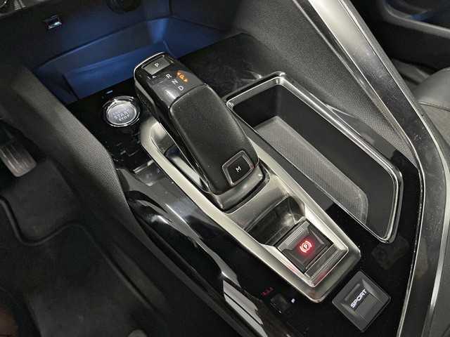 Peugeot 3008 BlueHDI 130 S&S GT Line EAT8 96 kW (130 CV)