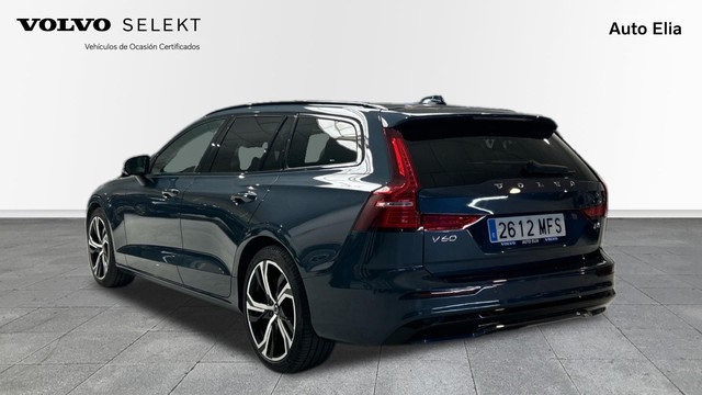 Foto 2 Volvo V60 B4 D Plus Dark Auto 145 kW (197 CV)
