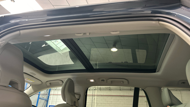 Foto 23 Volvo V60 B4 D Plus Dark Auto 145 kW (197 CV)