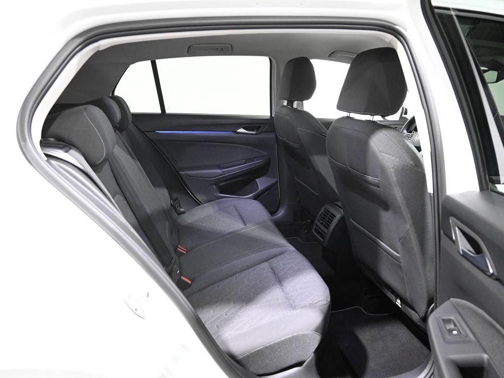 Volkswagen Golf Life 1.5 TSI 85 kW (116 CV) 5