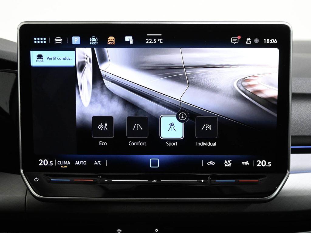 Volkswagen Golf Life 1.5 TSI 85 kW (116 CV) 16