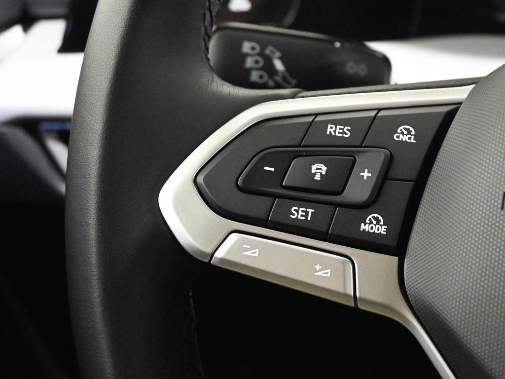 Volkswagen Golf Más 1.5 TSI 85 kW (116 CV) 9