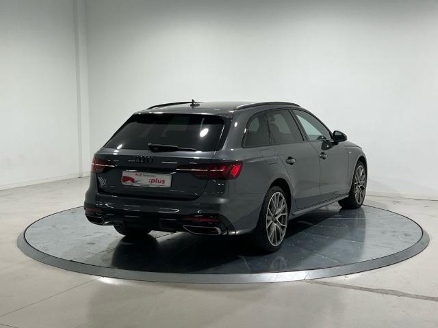 Audi A4 Avant Black line 35 TFSI 110 kW (150 CV)