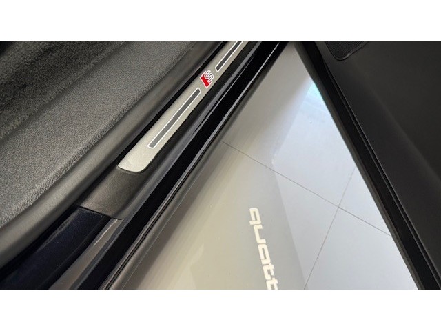 Audi Q8 S Line 55 TFSI quattro 250 kW (340 CV) tiptronic