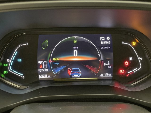 Foto 11 Renault Arkana RS Line E-Tech Híbrido 107 kW (145 CV)