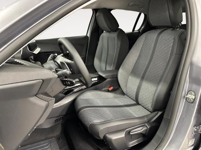 Foto 12 Peugeot 208 Allure Hybrid eDCS6 81 kW (110 CV)