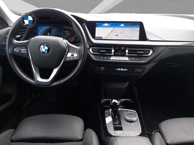 BMW Serie 2 218i Gran Coupe color Negro. Año 2024. 103KW(140CV). Gasolina. En concesionario BMW Arlanza Motor Palencia de Palencia