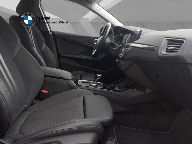 BMW Serie 2 218i Gran Coupe color Negro. Año 2024. 103KW(140CV). Gasolina. En concesionario BMW Arlanza Motor Palencia de Palencia