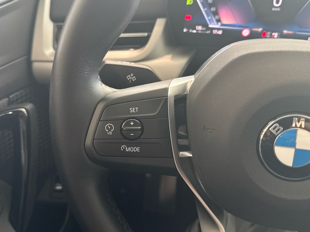 BMW X1 sDrive20i color Negro. Año 2025. 125KW(170CV). Gasolina. En concesionario Burgocar (Bmw y Mini) de Burgos