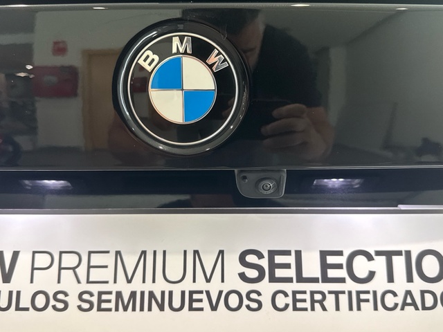 BMW X1 sDrive20i color Negro. Año 2025. 125KW(170CV). Gasolina. En concesionario Burgocar (Bmw y Mini) de Burgos