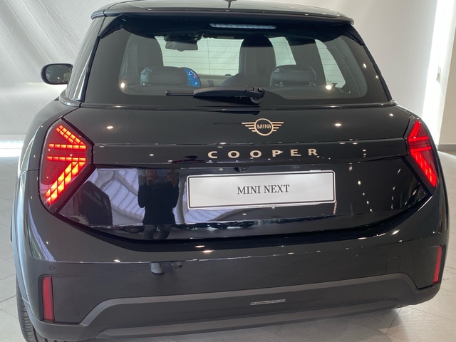 fotoG 7 del MINI MINI 3 Puertas Cooper C 115 kW (156 CV) 156cv Gasolina del 2025 en Burgos