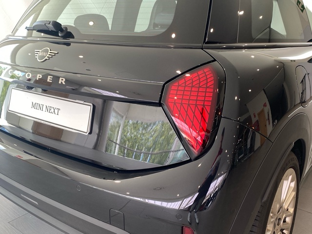 fotoG 12 del MINI MINI 3 Puertas Cooper C 115 kW (156 CV) 156cv Gasolina del 2025 en Burgos