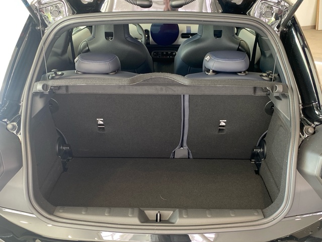 fotoG 13 del MINI MINI 3 Puertas Cooper C 115 kW (156 CV) 156cv Gasolina del 2025 en Burgos