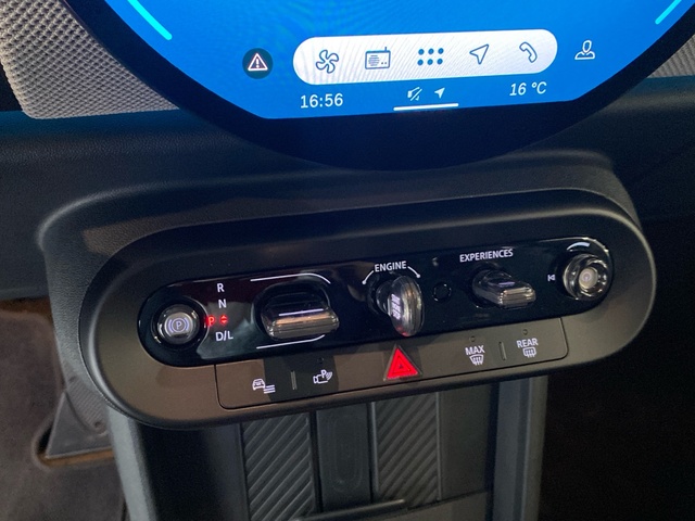 fotoG 23 del MINI MINI 3 Puertas Cooper C 115 kW (156 CV) 156cv Gasolina del 2025 en Burgos