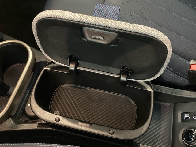 fotoG 32 del MINI MINI 3 Puertas Cooper C 115 kW (156 CV) 156cv Gasolina del 2025 en Burgos