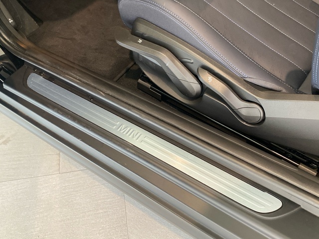 fotoG 34 del MINI MINI 3 Puertas Cooper C 115 kW (156 CV) 156cv Gasolina del 2025 en Burgos