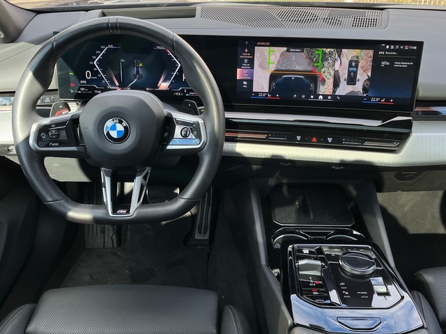 BMW Serie 5 520d Touring color Negro. Año 2025. 145KW(197CV). Diésel. En concesionario CARTAGENA PREMIUM S.L. de Murcia