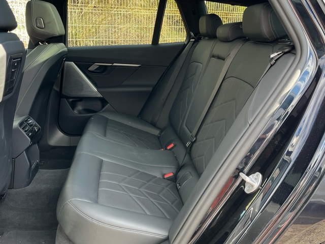 BMW Serie 5 520d Touring color Negro. Año 2025. 145KW(197CV). Diésel. En concesionario CARTAGENA PREMIUM S.L. de Murcia