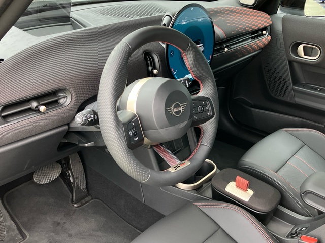 fotoG 15 del MINI MINI 5 Puertas Cooper C 115 kW (156 CV) 156cv Gasolina del 2025 en León