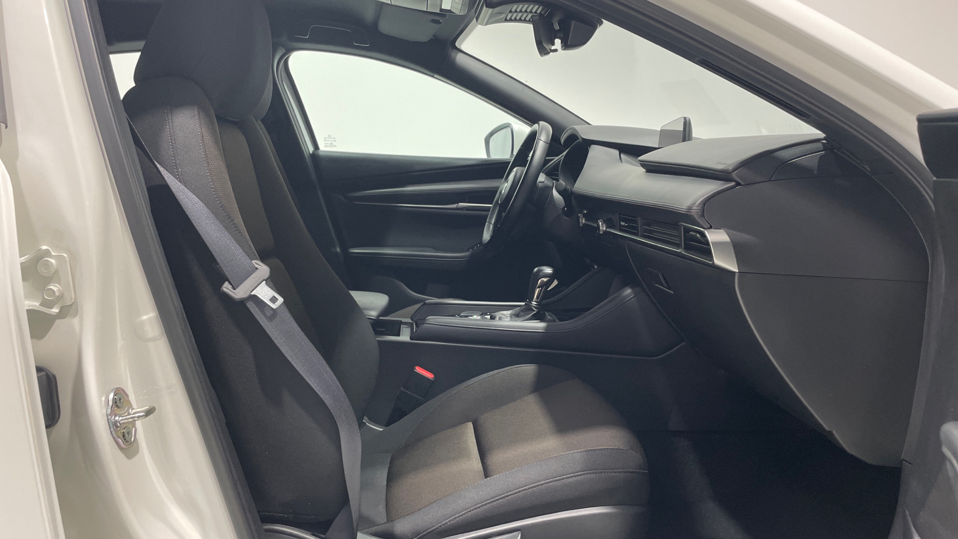 Mazda Mazda 3 2.5L E-SKY G MHEV en Barcelona